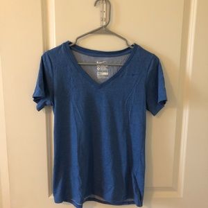 Nike athletic cut tee